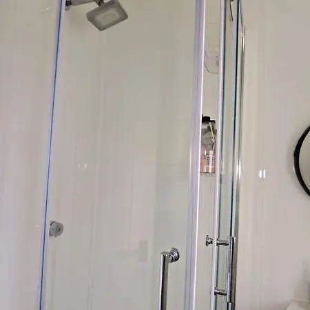 Very Cozy 1 Bedroom Flat Worsley Buitenkant foto