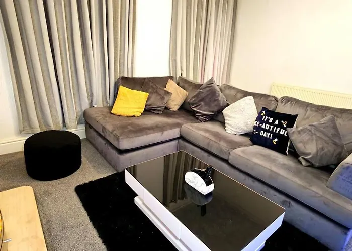 Very Cozy 1 Bedroom Flat